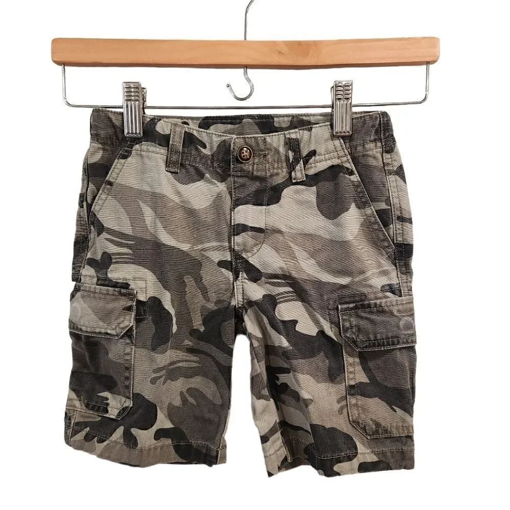 Boys Kidpik CAMO CARGO Shorts Size 6 Green Black